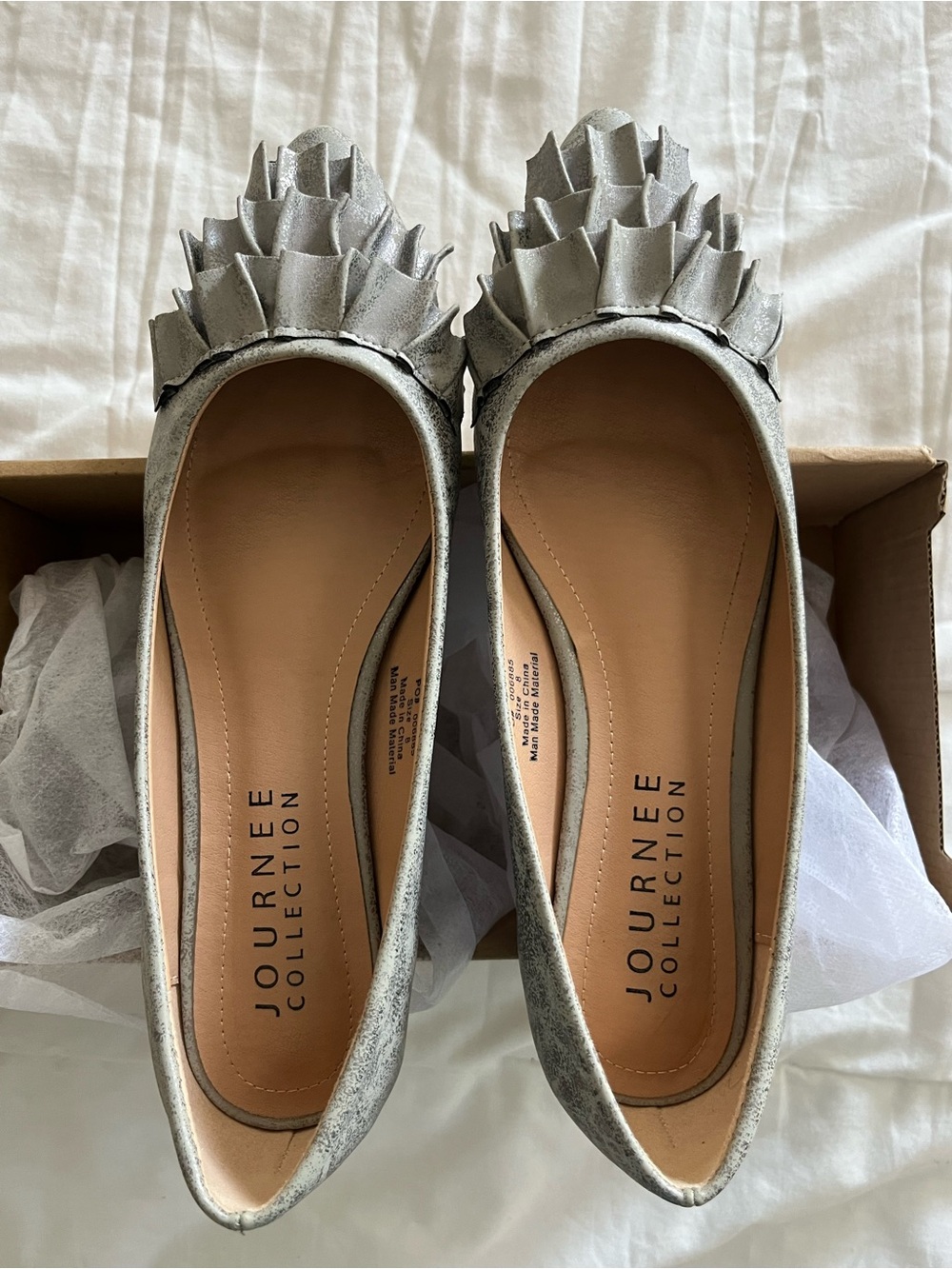 Journee Collection Metallic Silver Ruffle Toe Flats